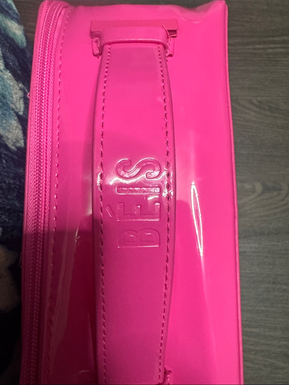 BEIS Hot Pink Patent Handle Cosmetic Case - Picture 2 of 9